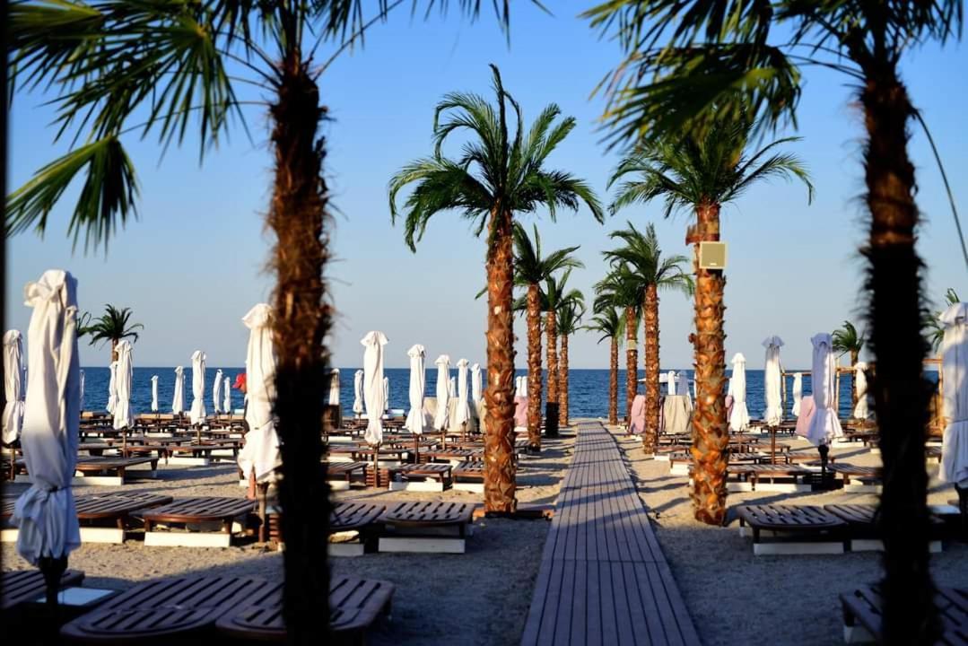White Tower - Private Studio 106 Mamaia Eksteriør billede